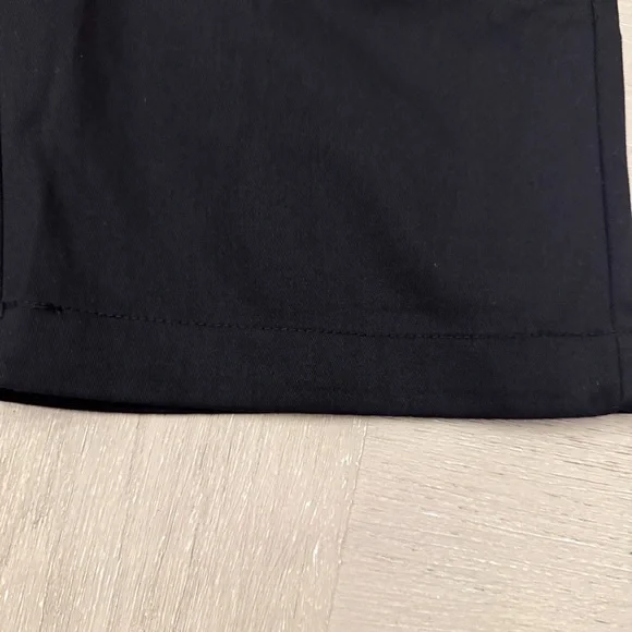 Volcom Boys 28 or size 16 Black Shorts for school - Picture 2 of 10